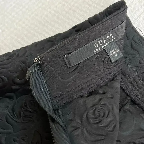 GUESS Los Angeles Circle Skater Skirt XS w/ Pockets Black Embossed Floral - Picture 8 of 13